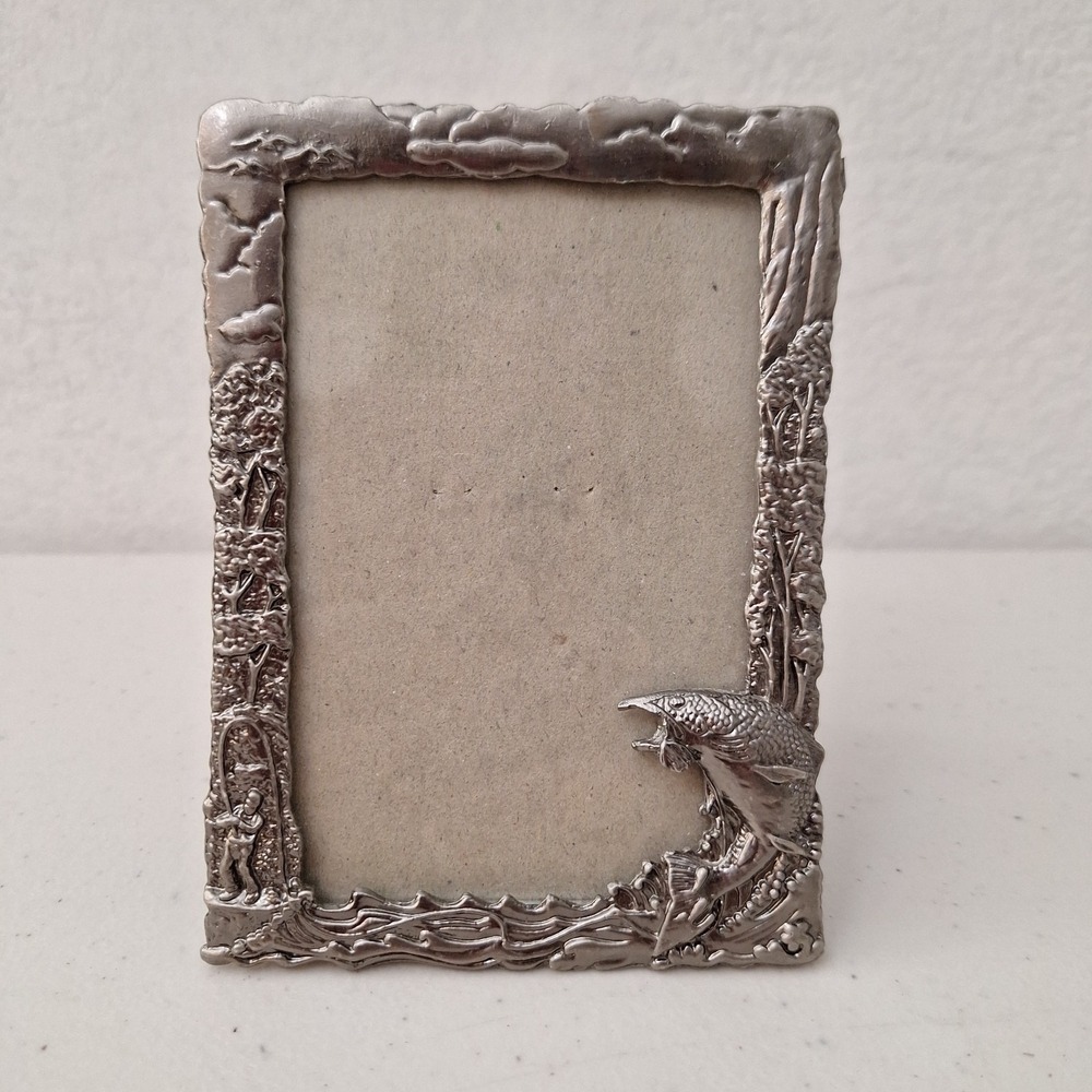 Vintage 1990's Heavy Pewter Fish Water Nature Picture Frame 5" x 3.75"
